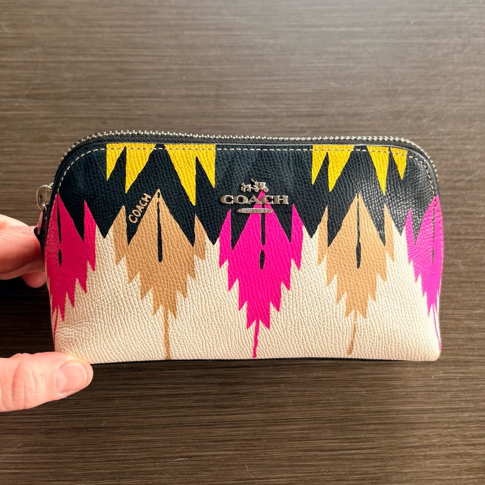 Coach Coachella Hawk Feather Cosmetic Case 2015 - Picture 2 of 13